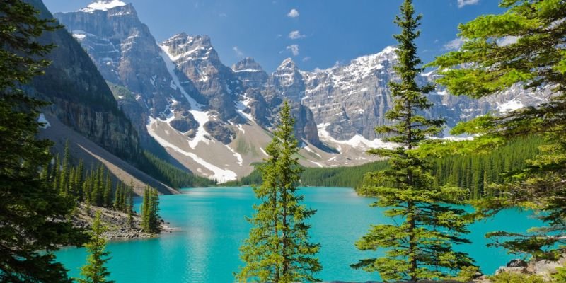 Canadian North Airlines Alberta Office in Canada