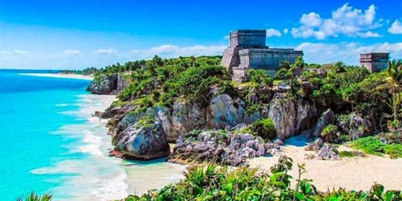 Discover Airlines Tulum Office in Mexico