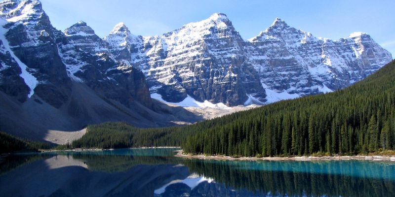 Porter Airlines Banff Office in Canada